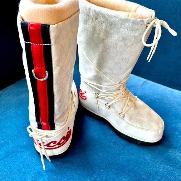 Gucci hot sale moon boots